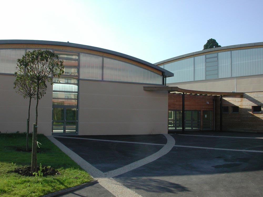 Gymnase des Collèges Montpezat-Mallarmé, Sens - ATRIA Architectes à Auxerre, Bourgogne
