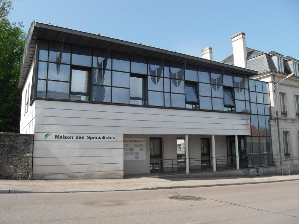 Maison des Spécialistes, groupement de médecins spécialistes, Avallon - ATRIA Architectes à Auxerre, Bourgogne